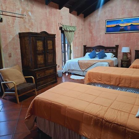 Hotel Boutique Casa Del Angel Antigua Buitenkant foto