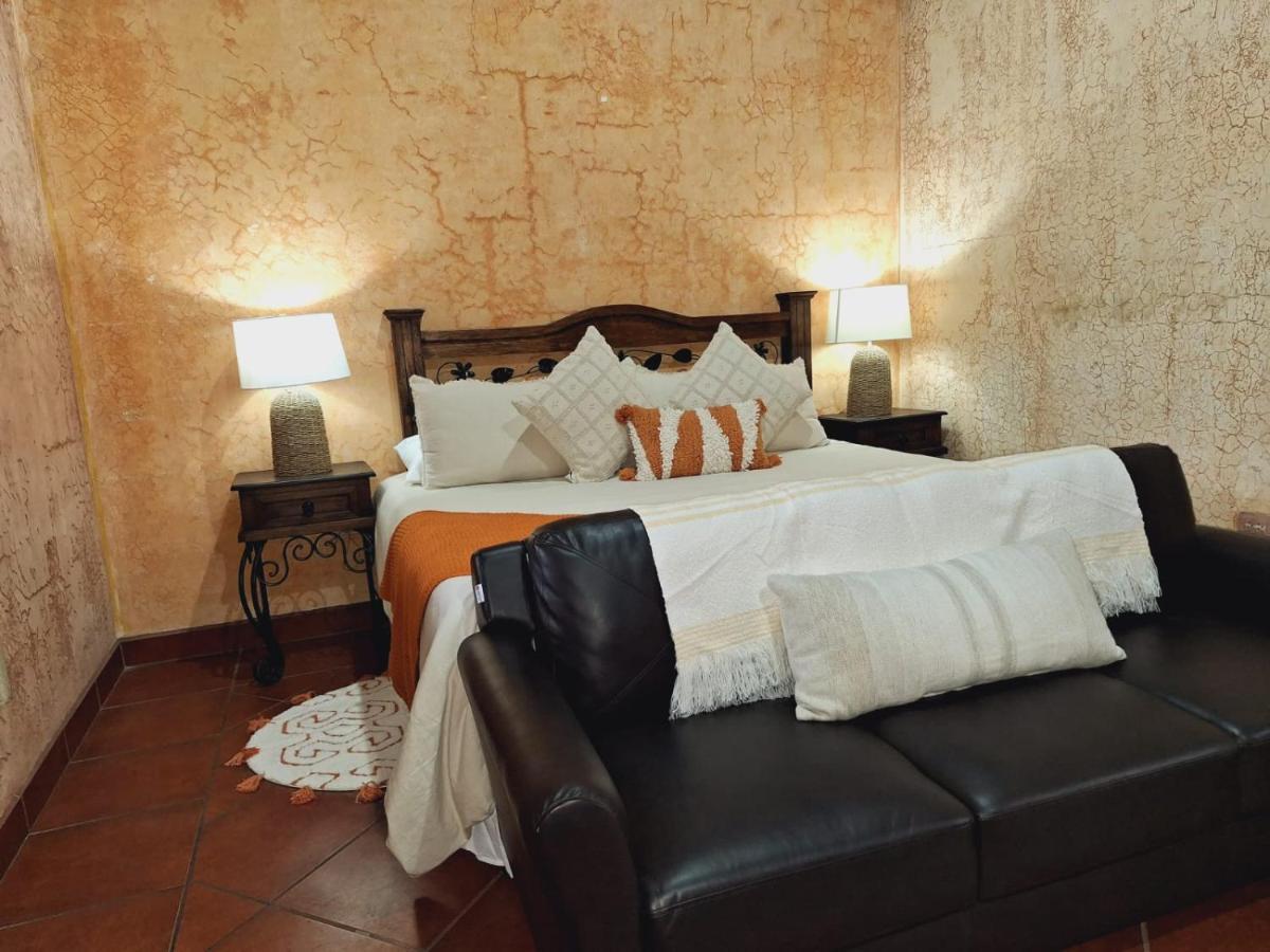 Hotel Boutique Casa Del Angel Antigua Buitenkant foto